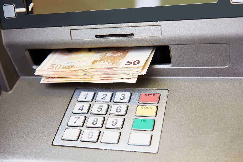 bankomat-euri.jpg