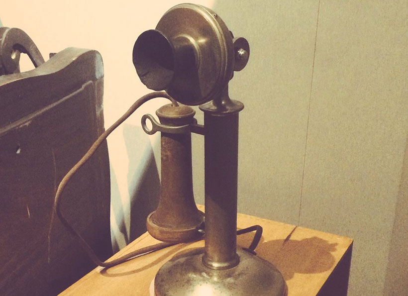 prvi telefon