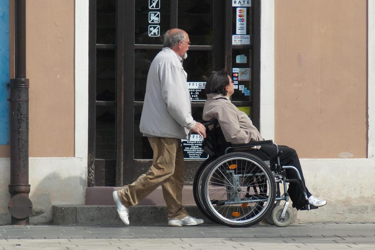invalidi kolica
