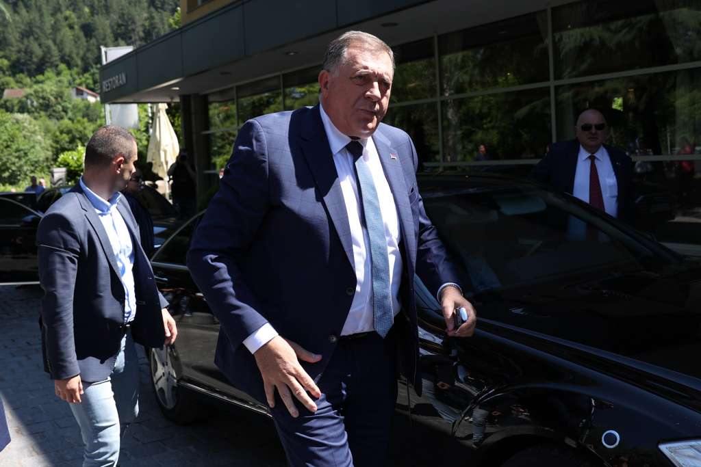 mile-dodik-rpistize.jpg