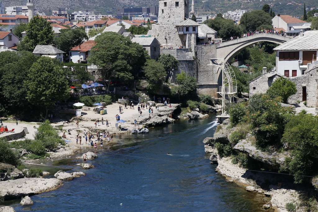 mostar_most_sunce.jpg