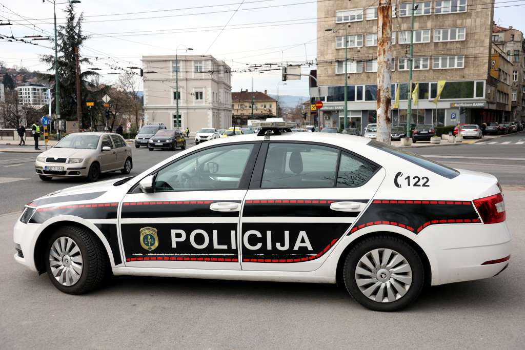 policijaaa.jpg