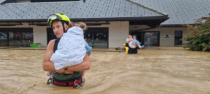 poplava slovenija djeca vrtic