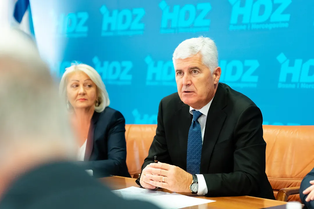 32-pro-irena-sjednica-predsjedni-tva-hdz-bih-3-jpg-5dee7871.webp