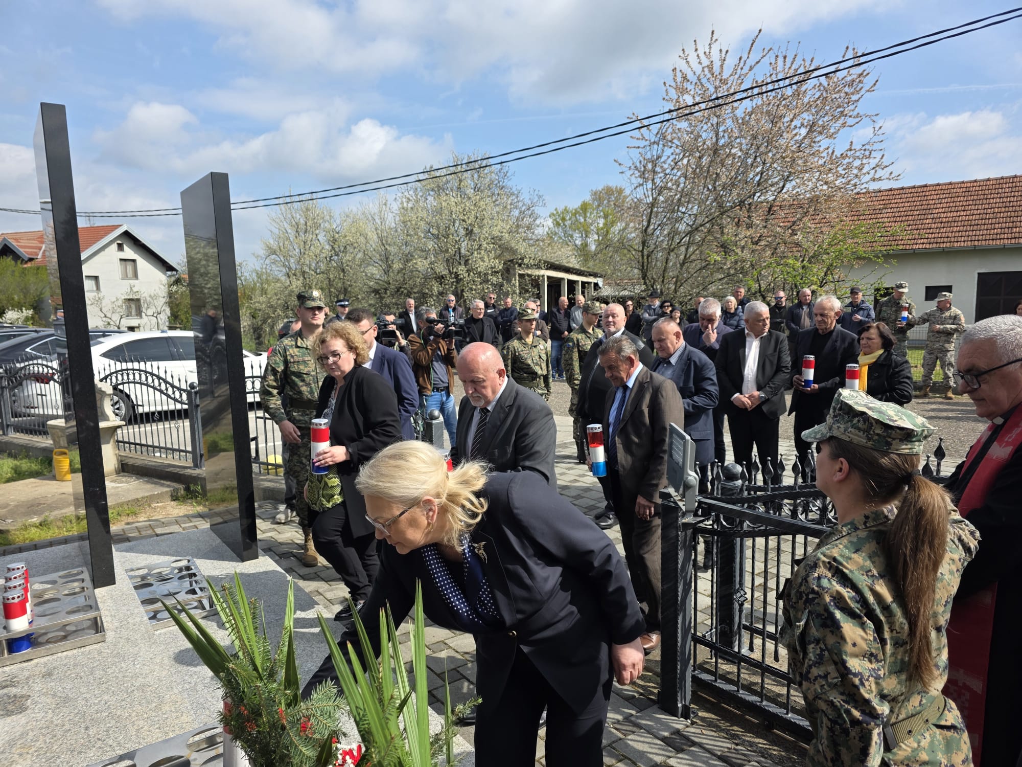 Bradara_u_Garevcu_na_34._obljetnici_105._brigade_HVO-a4.jpeg