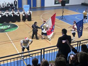 4b977c53-0bdb-4fc3-9711-85a906a4e1ee_original